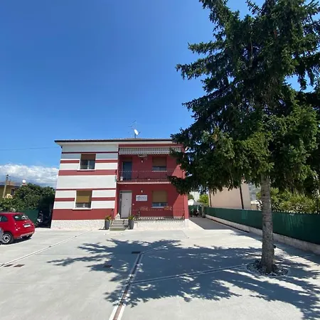 La Corte Di Tiziana Frühstückspension San Giovanni Lupatoto
