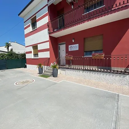 La Corte Di Tiziana