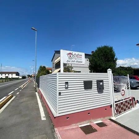 La Corte Di Tiziana Frühstückspension *