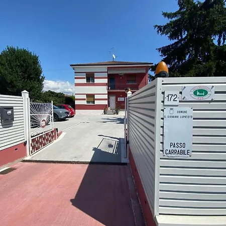 La Corte Di Tiziana *
